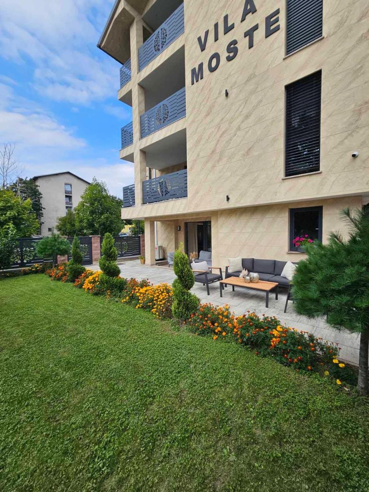 Villa Moste With Pool & Ev Station Lubiana Esterno foto