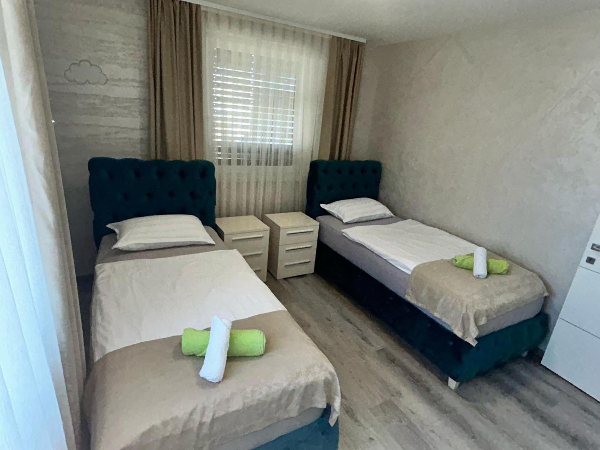 Villa Moste With Pool & Ev Station Lubiana Esterno foto